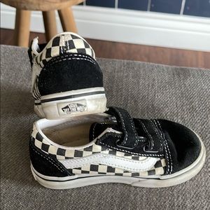 Toddlers sneakers/Vans Size 8.5, excellent condition